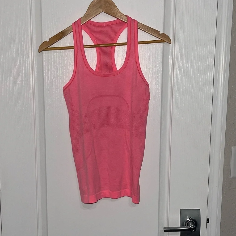 Lululemon Swiftly Tech Racerback Heathered Lush Coral Neon 2016 W1960S $58 Sz 4